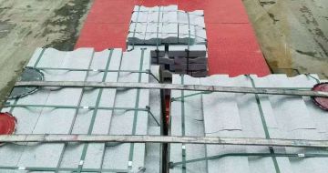 内蒙古 芝麻白仿形加直形路沿石出货日常