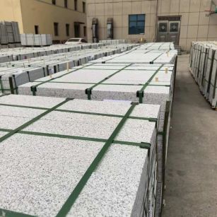 内蒙古 白麻花岗岩5.0公分荔枝面地铺石