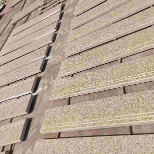 内蒙古 黄金麻花岗岩光面楼梯踏步