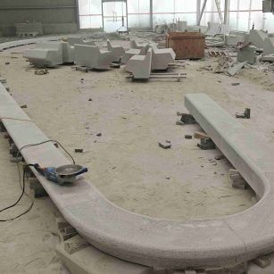 内蒙古 芝麻白花岗岩弧形花坛石，坐凳石