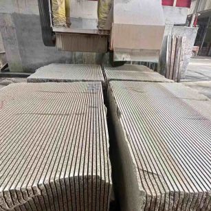 内蒙古 车间生产日常，黄金麻白麻花岗岩