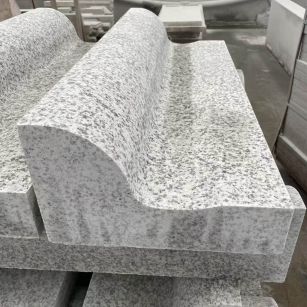 内蒙古 白麻花岗岩S型路沿石，路侧石，马路牙子等