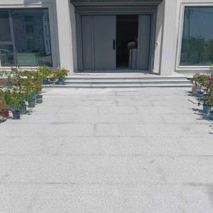 内蒙古 芝麻白花岗岩地铺石地面铺装