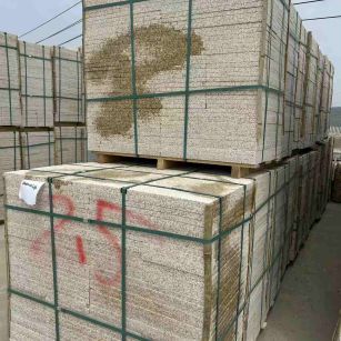 内蒙古 黄金麻花岗岩石材荔枝面地铺石2.5*300*600