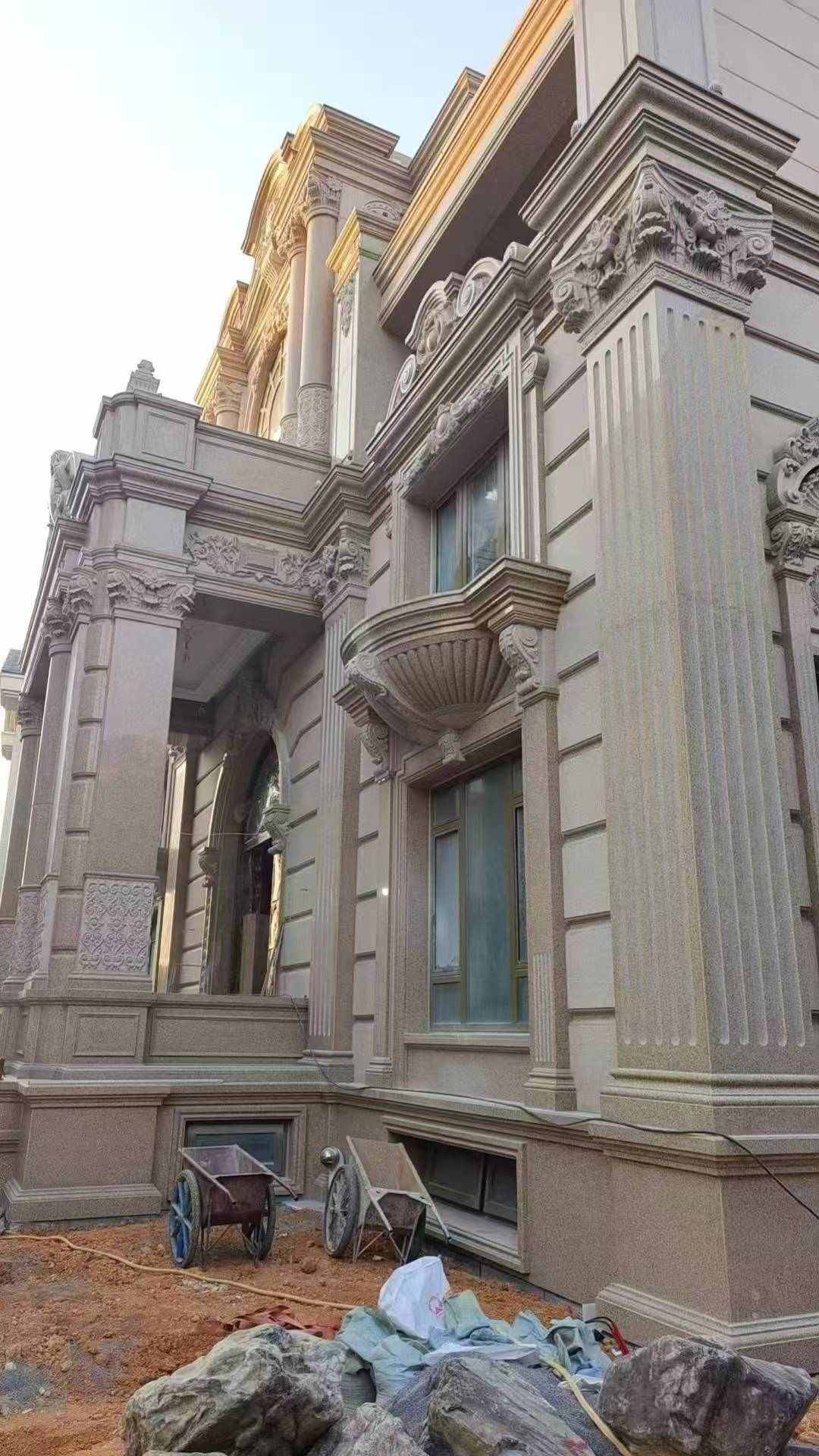 内蒙古 黄金麻花岗岩光面别墅外墙干挂施工完成