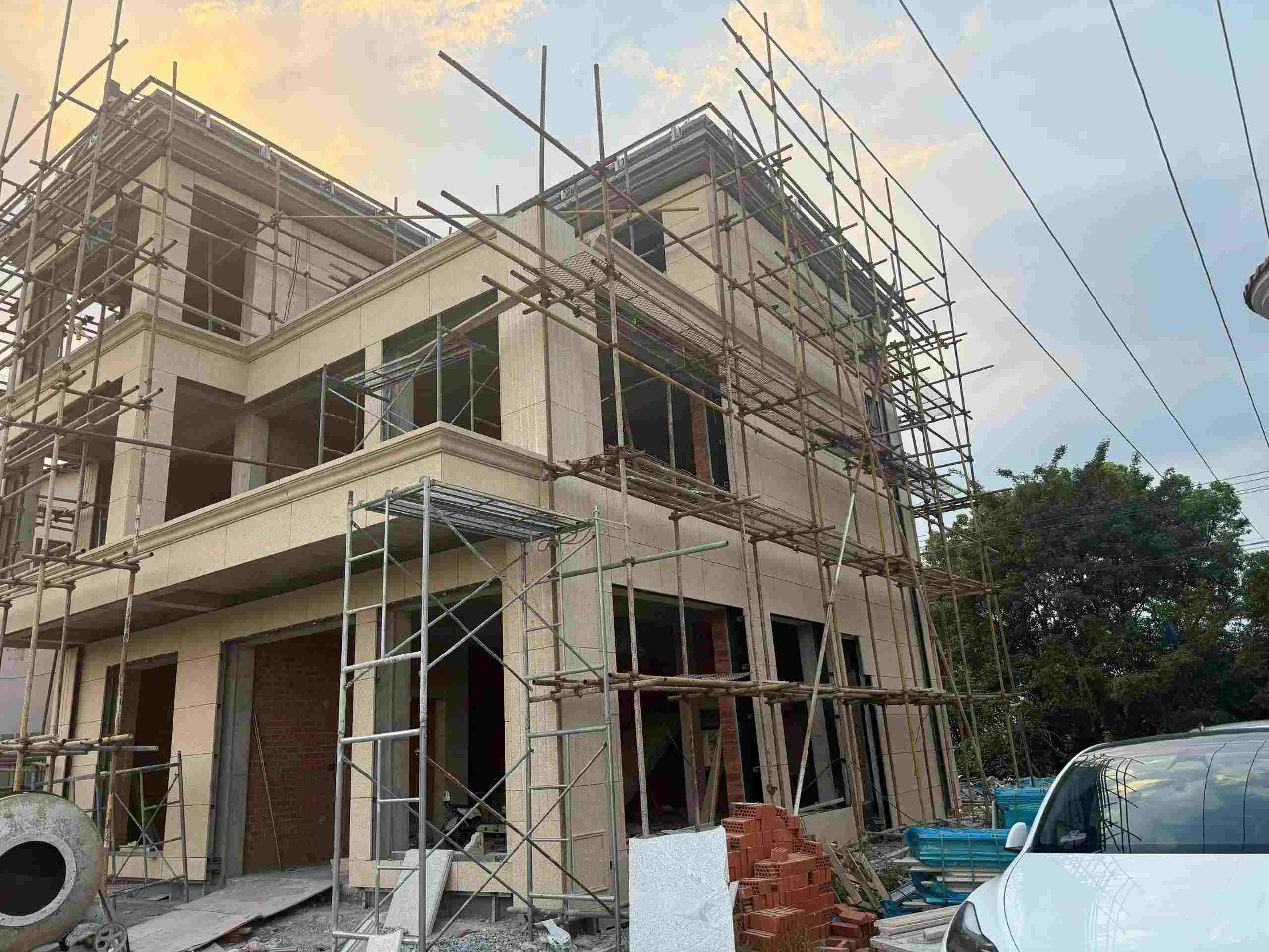 内蒙古 黄金麻荔枝面花岗岩外墙干挂