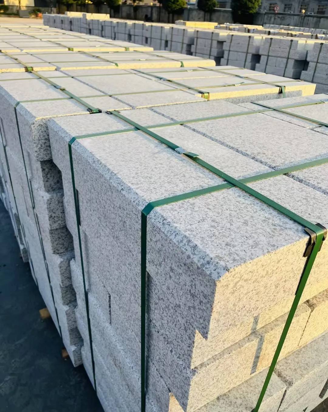 内蒙古 白麻花岗岩路沿石，马路牙子，路缘石，平石，立缘石等