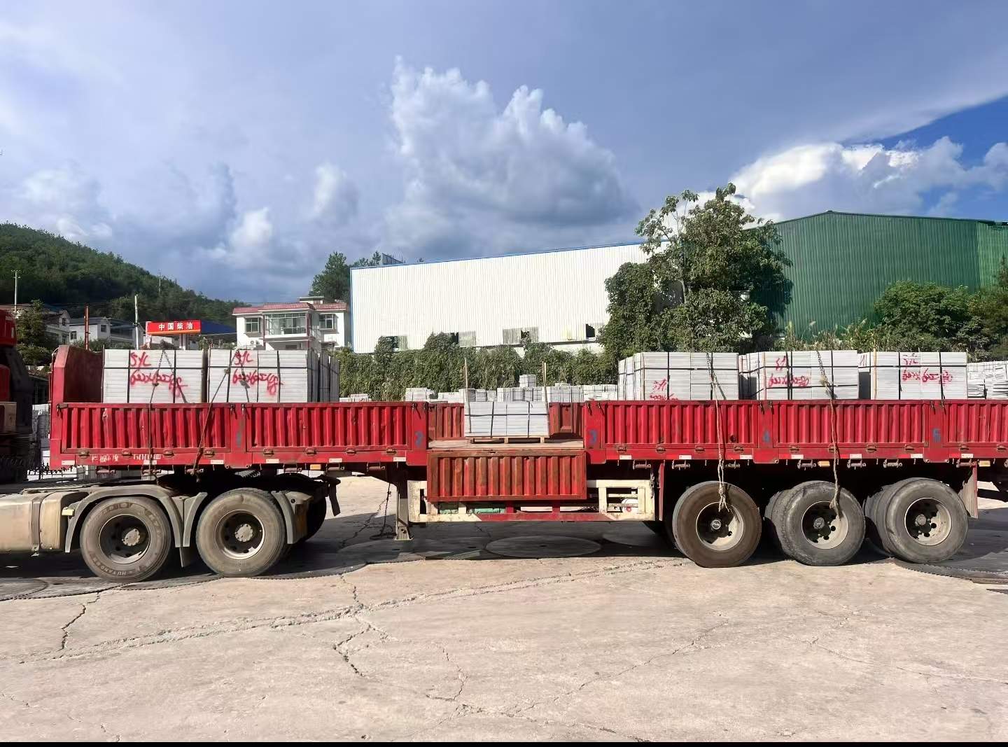 内蒙古 芝麻灰花岗岩地铺石出货日常