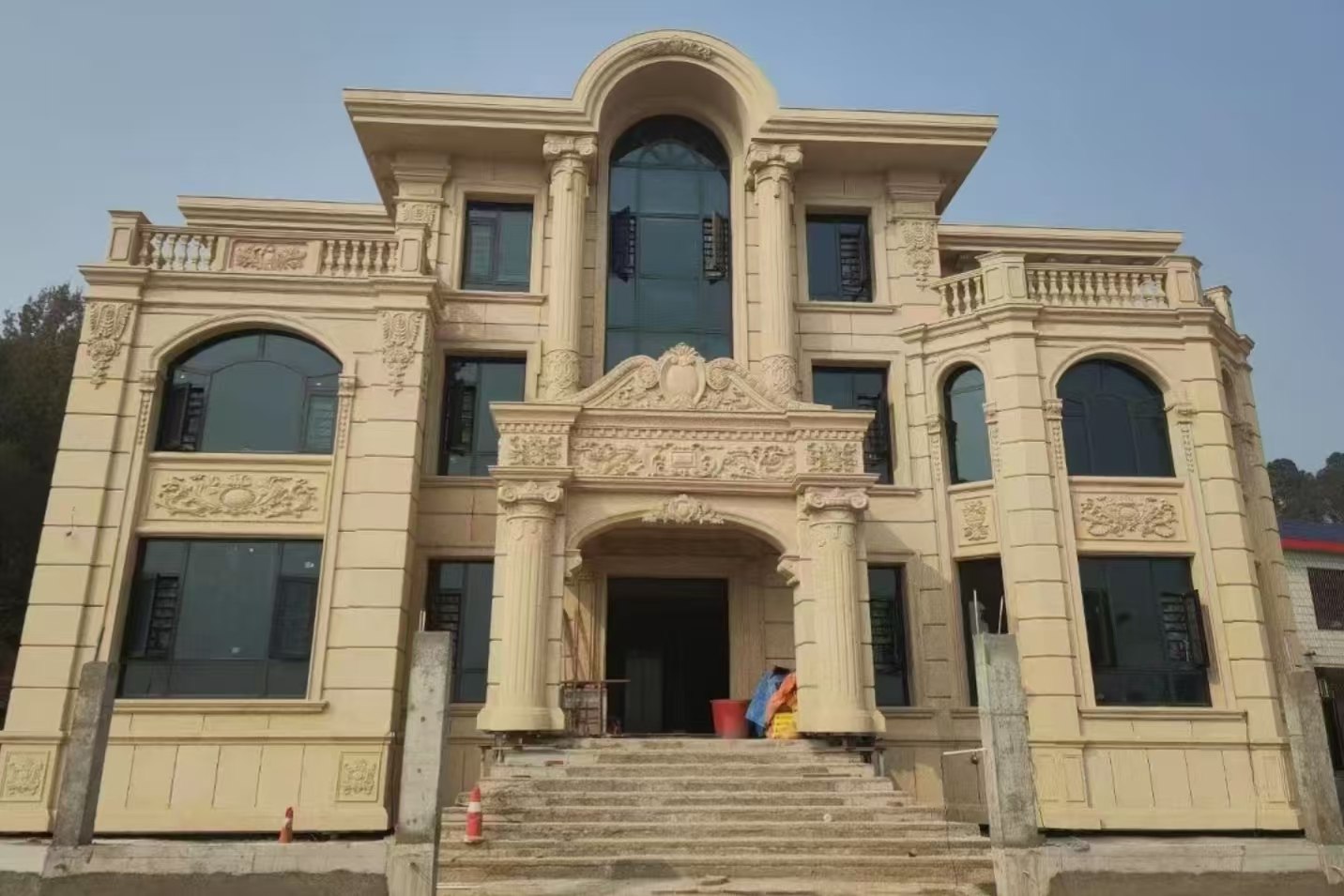 内蒙古 黄金麻花岗岩别墅外墙干挂